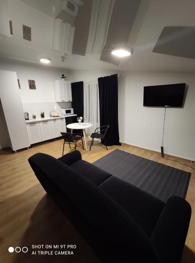 Studio In The Center City Chisinau Ngoại thất bức ảnh